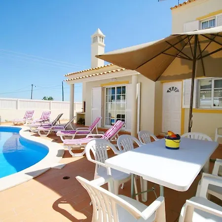 Casa Dos Is A Wonderful That Is Situated In A Quiet Area With Country Views Βίλα Armação de Pêra